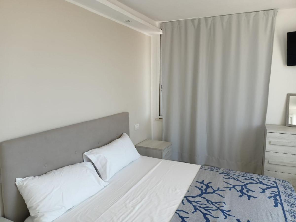 Gemelli Guest House Olbia Esterno foto